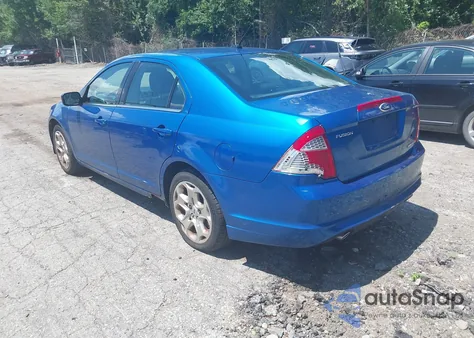 2011 Ford Fusion Se z USA, uszkodzony, nr VIN 3FAHP0HG9BR228961